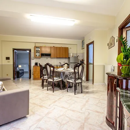 Etna Sunshine Apartment Linguaglossa